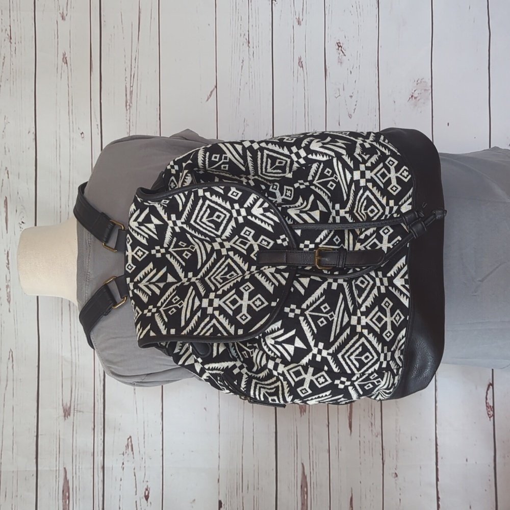 Vintage Y2K Aztec Madden Girl Black and White Faux Leather Boho Tribal Backpack